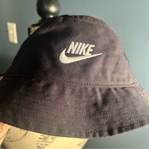 Nike mesh Bucket Hat